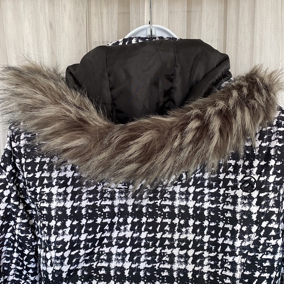 Black Mountain ski jacket - Picture 8 of 16